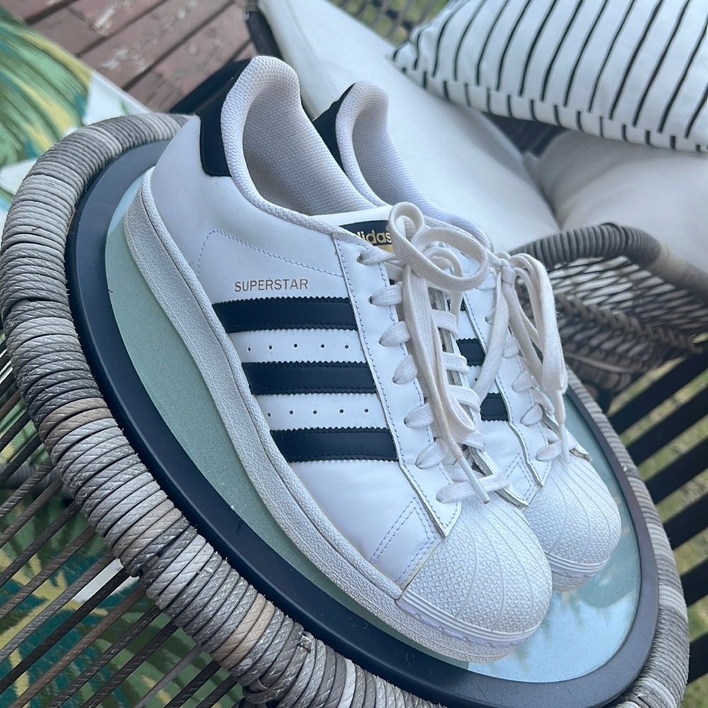 adidas superstar classic black and white